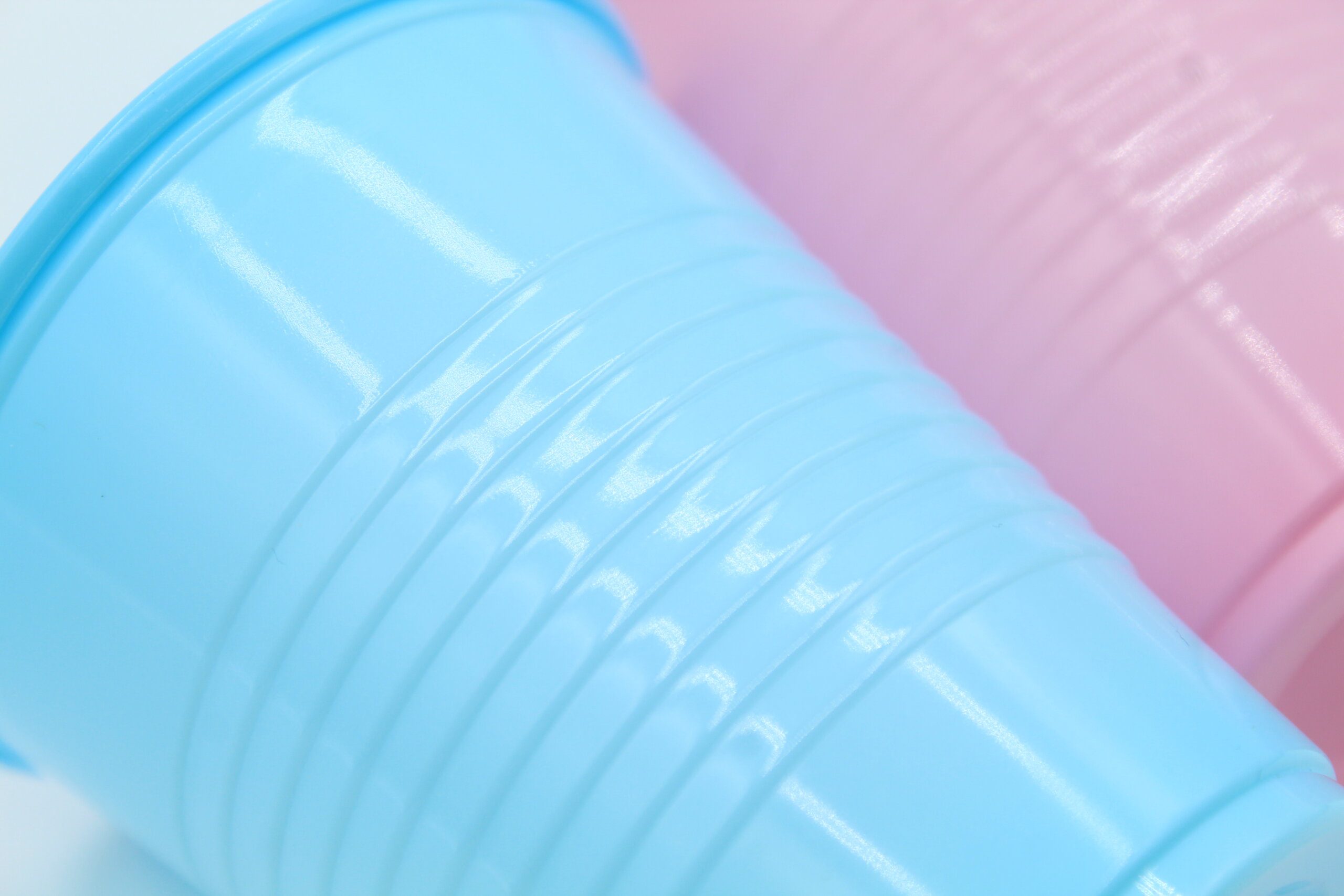 Plastic Cups - Image 2